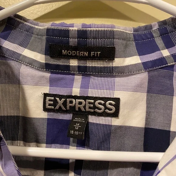 Express button down - Picture 4 of 5